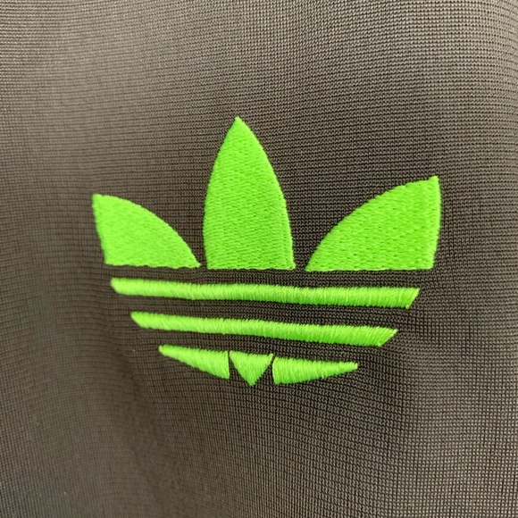 Adidas men’s longsleeve track jacket - Picture 4 of 6